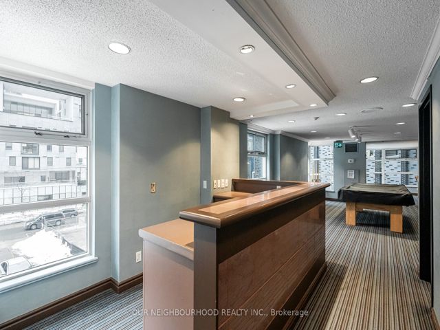 2705 - 50 Lombard St