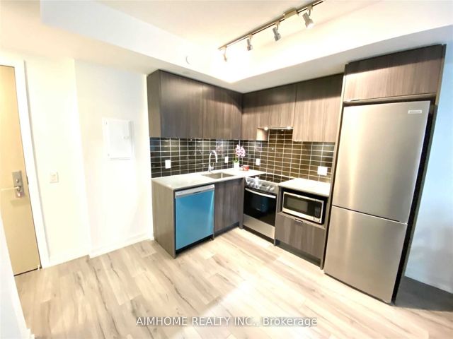 1804 - 395 Bloor St E