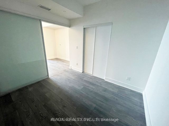 618 - 188 Fairview Mall Dr