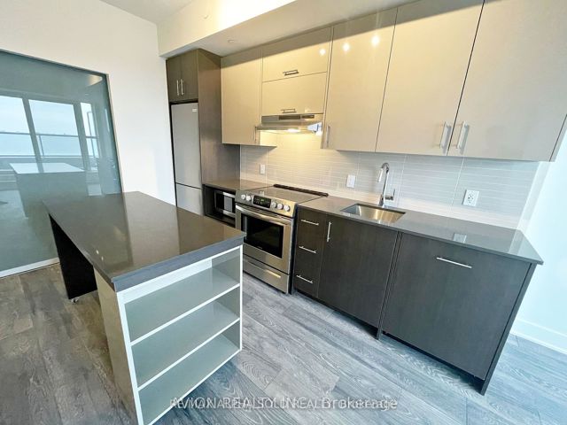 618 - 188 Fairview Mall Dr