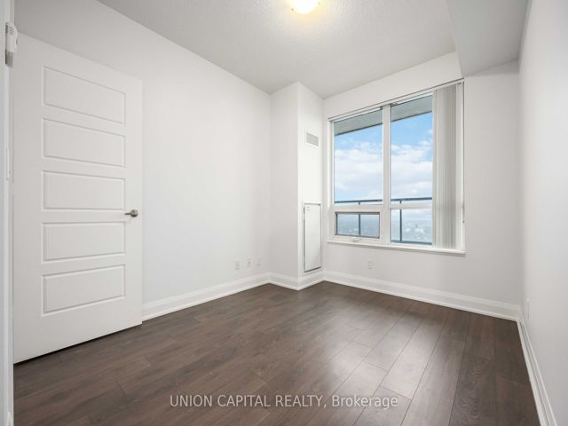 1705 - 68 Canterbury Pl