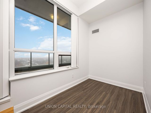 1705 - 68 Canterbury Pl