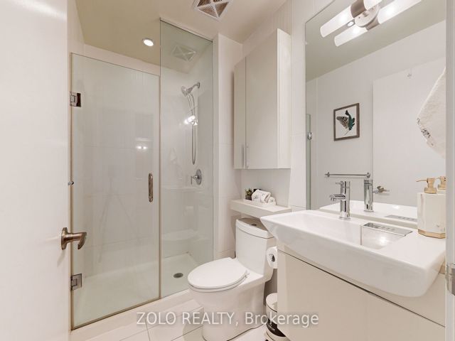 3306 - 25 Capreol Crt