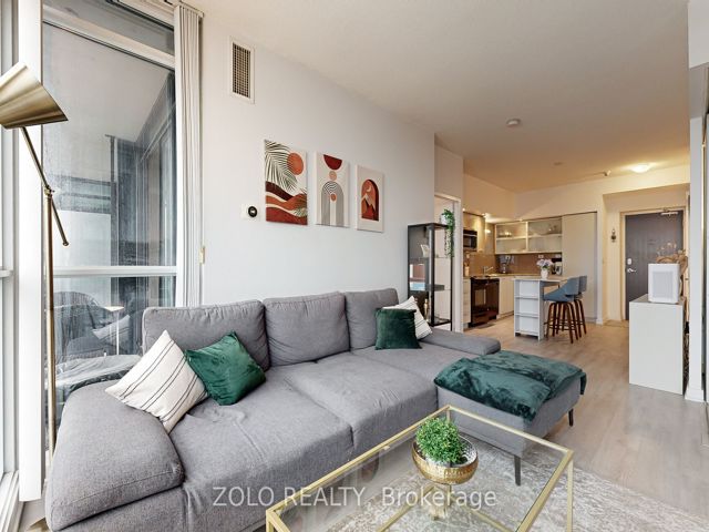3306 - 25 Capreol Crt