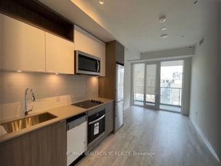 1578 - 135 Lower Sherbourne St N