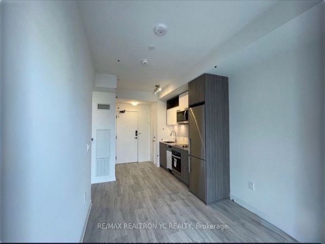 1578 - 135 Lower Sherbourne St N