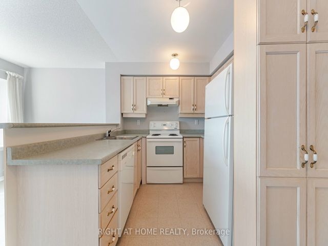 306 - 1387 Bayview Ave