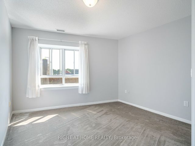 306 - 1387 Bayview Ave
