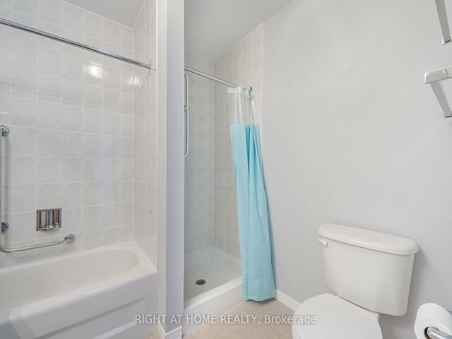 306 - 1387 Bayview Ave