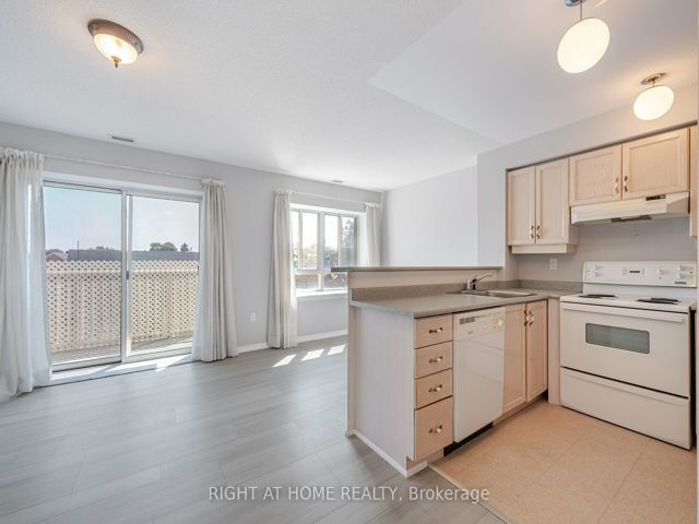 306 - 1387 Bayview Ave