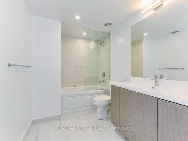 1511 - 219 Dundas St E