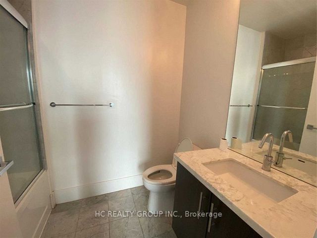 1002 - 29 Queens Quay E