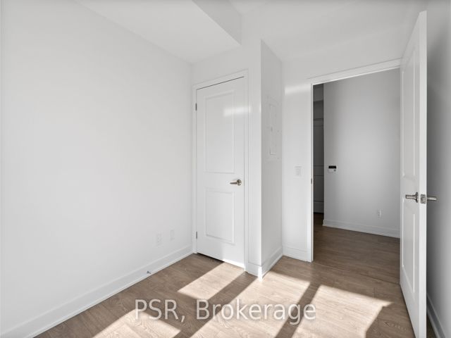824 - 543 Richmond St W