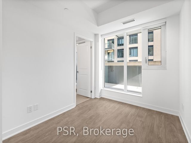 824 - 543 Richmond St W