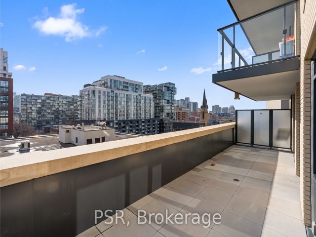 824 - 543 Richmond St W