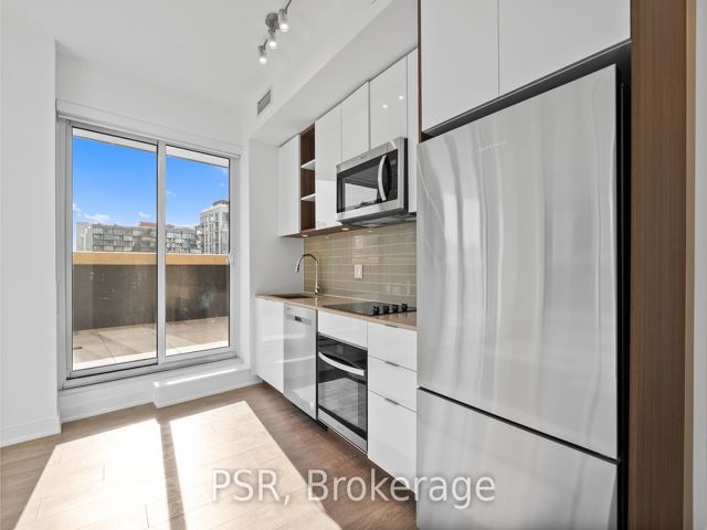824 - 543 Richmond St W