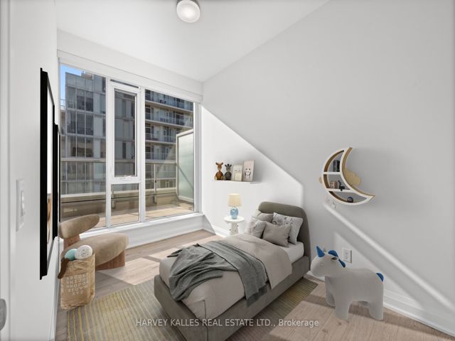 2802 - 25 Montgomery Ave