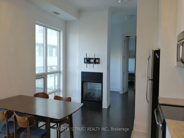 # 2801 - 35 Hayden St