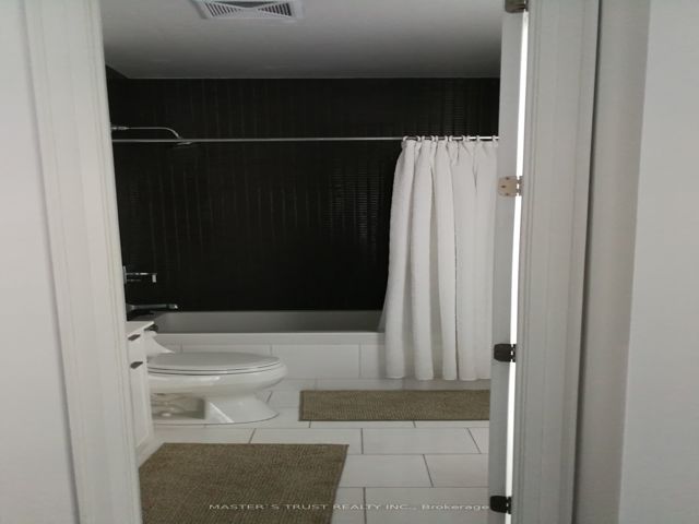 # 2801 - 35 Hayden St