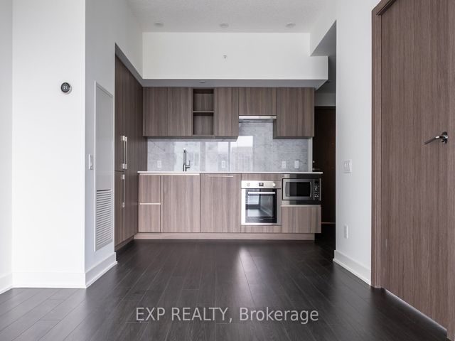 3103 - 17 Bathurst St