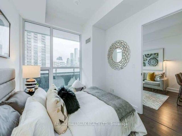 606 - 181 Bedford Rd