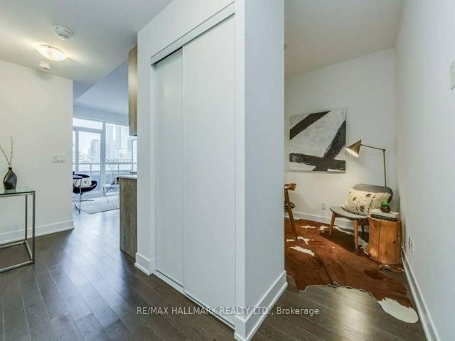 606 - 181 Bedford Rd
