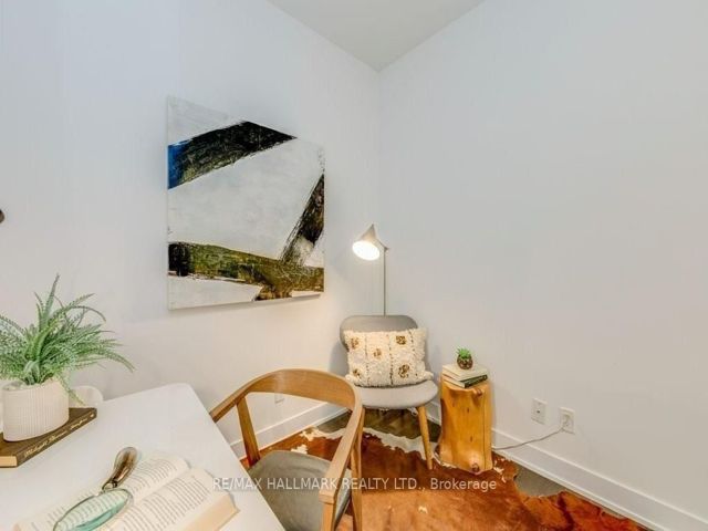 606 - 181 Bedford Rd