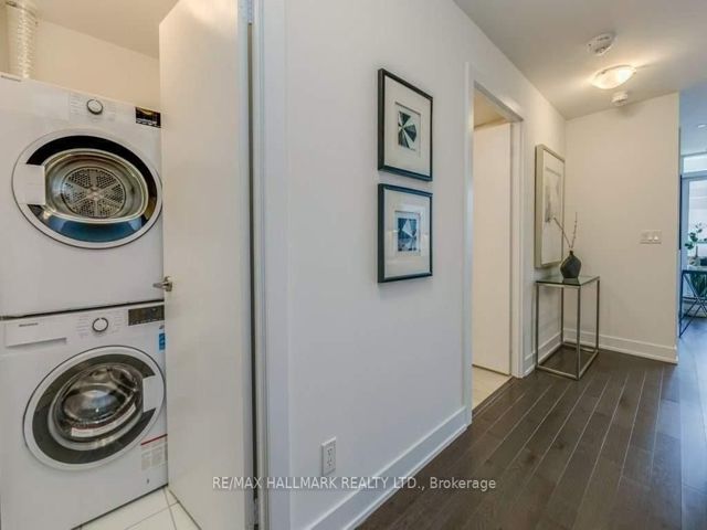 606 - 181 Bedford Rd
