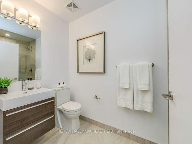 606 - 181 Bedford Rd
