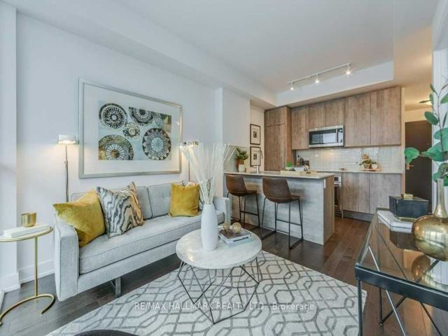606 - 181 Bedford Rd