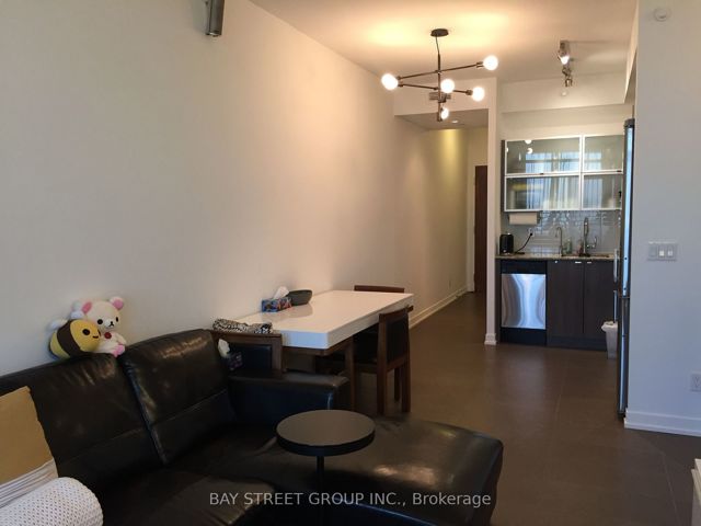 2112 - 170 Fort York Blvd