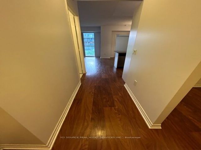 726 - 25 Cole St