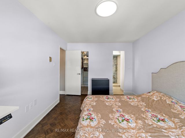 1501 - 130 Neptune Dr