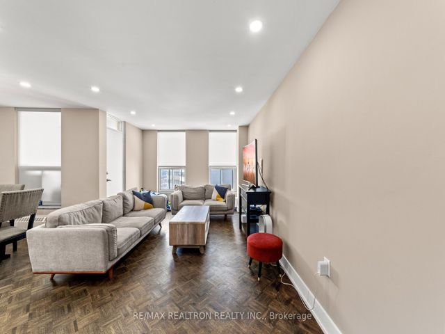 1501 - 130 Neptune Dr