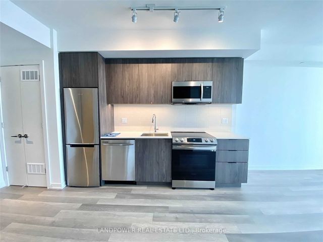 2103 - 48 Power St