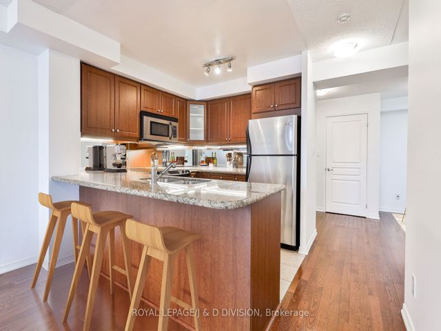 506 - 308 Palmerston Ave