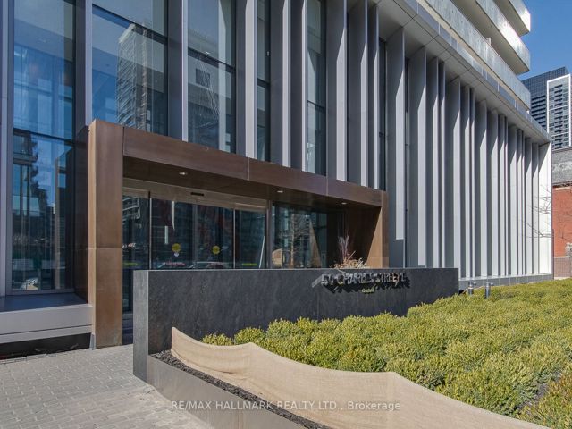 608 - 50 Charles St E