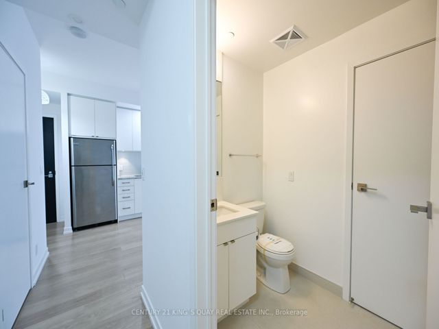 3106 - 89 Dunfield Ave
