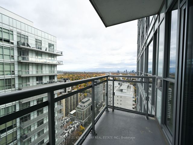 3106 - 89 Dunfield Ave