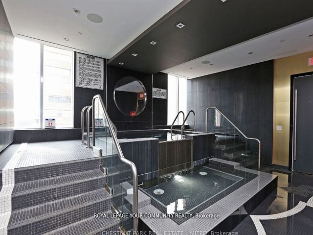 1307 - 32 Davenport Rd