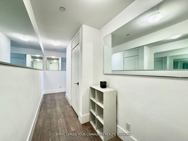 1307 - 32 Davenport Rd