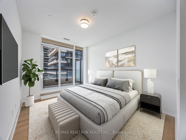 1510 - 30 Inn On The Park Dr