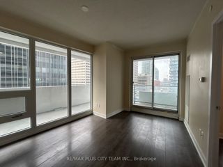 1309 - 2221 Yonge St