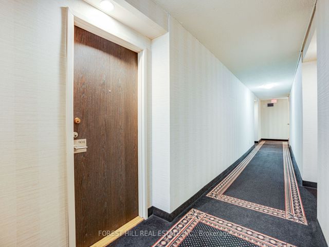 904 - 3000 Bathurst St
