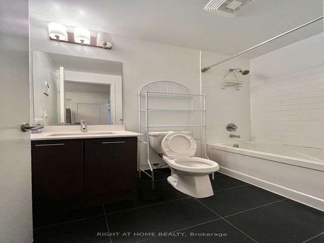 201 - 20 Bruyeres Mews