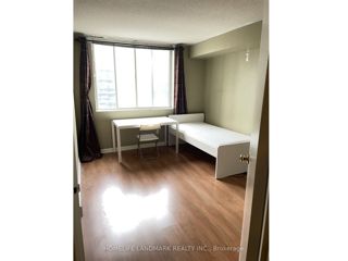 2106 - 25 Grenville St