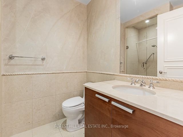 1604B - 660 Sheppard Ave E