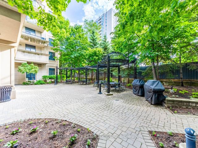 1604B - 660 Sheppard Ave E