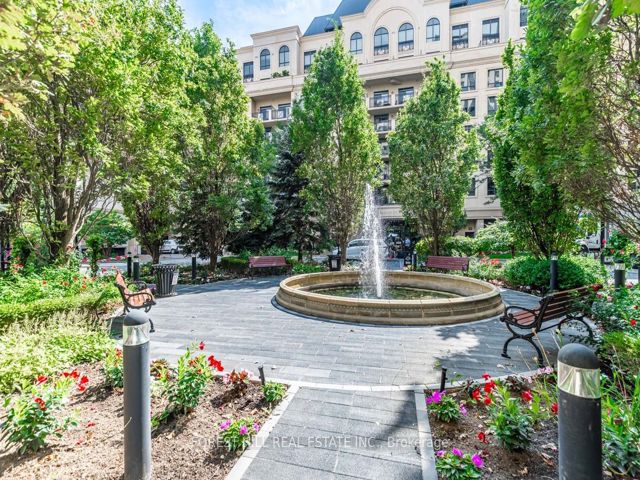 1604B - 660 Sheppard Ave E