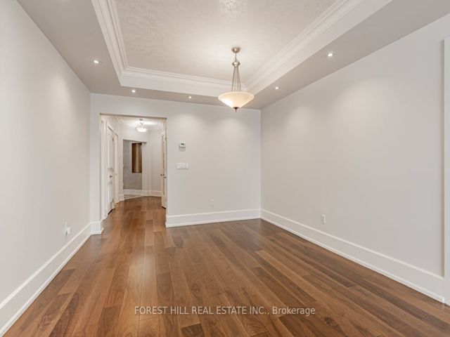 1604B - 660 Sheppard Ave E